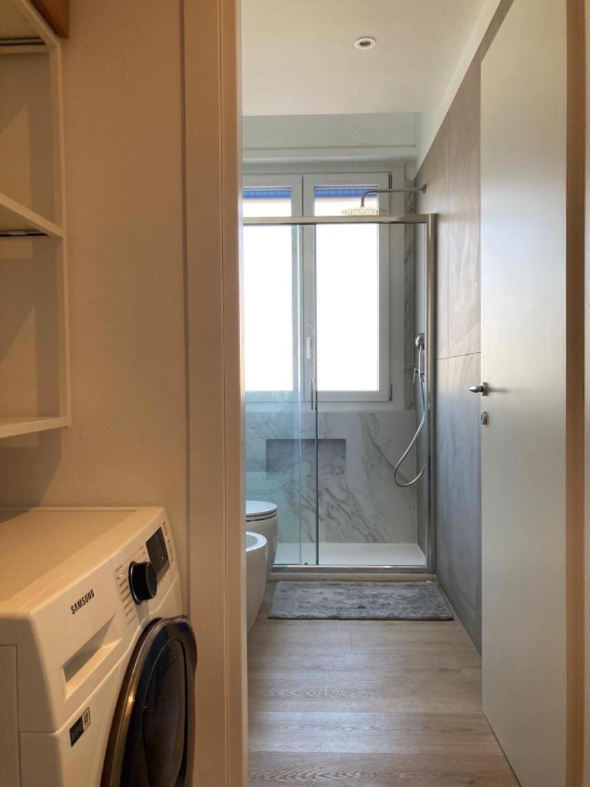 Lussuoso Bilocale Metro Blu Piazza Frattini Appartement Milan