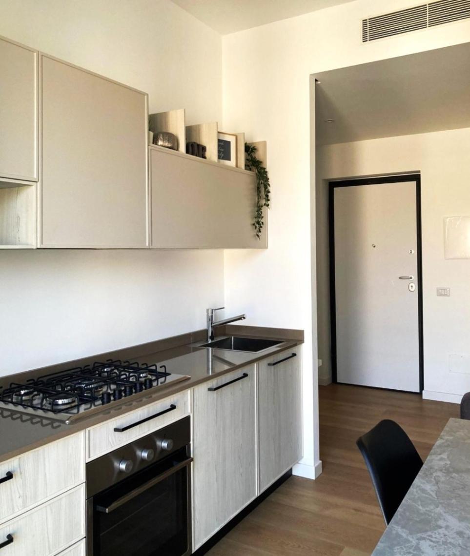 Appartement Lussuoso Bilocale Metro Blu Piazza Frattini *